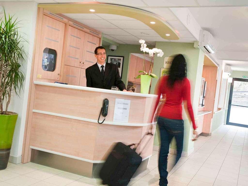 Ibis Budget Bourges Ngoại thất bức ảnh